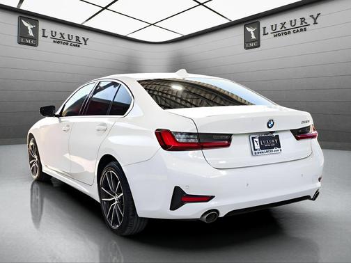 Alpine White 2022 BMW 330 xDrive