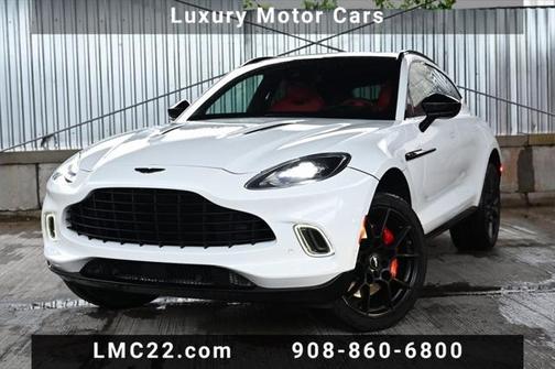 2021 Aston Martin DBX Base