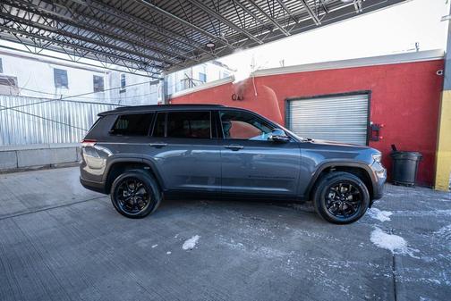 2024 Jeep Grand Cherokee L Altitude