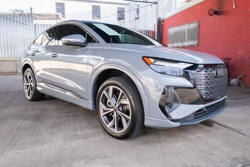 2024 Audi Q4 e-tron Premium Plus 50 quattro