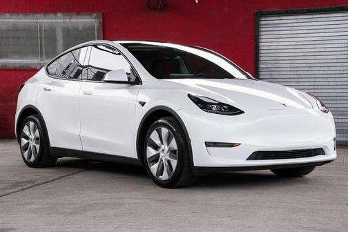 2023 Tesla Model Y Long Range Dual Motor All-Wheel Drive