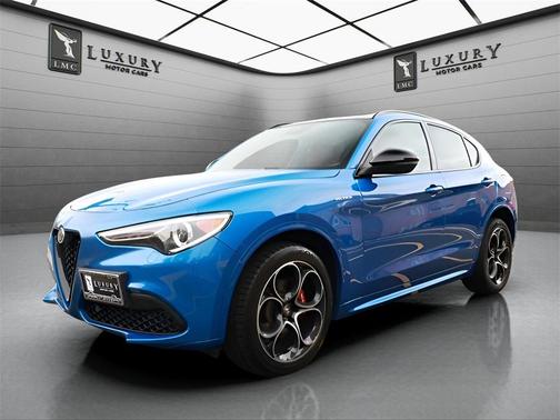 2023 Alfa Romeo Stelvio Veloce AWD