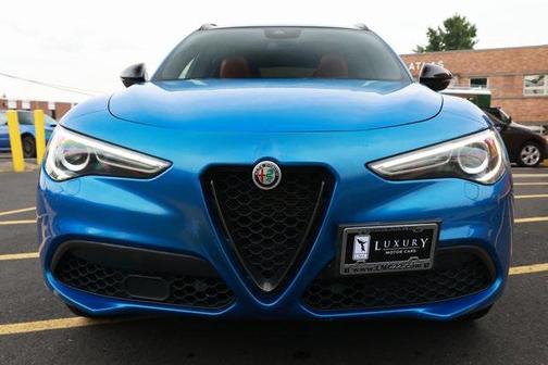 2023 Alfa Romeo Stelvio Veloce AWD