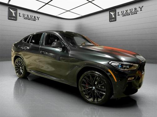 2021 BMW X6 M50i