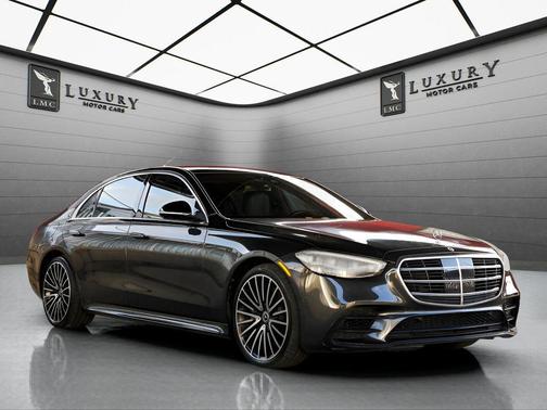 Graphite Gray Metallic 2022 Mercedes-Benz S-Class 4MATIC