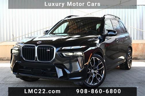 2023 BMW X7 M60i