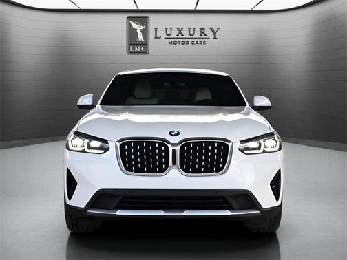2022 BMW X4 xDrive30i