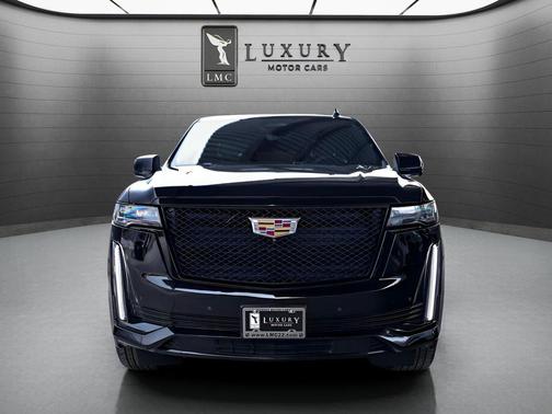 2023 Cadillac Escalade Sport