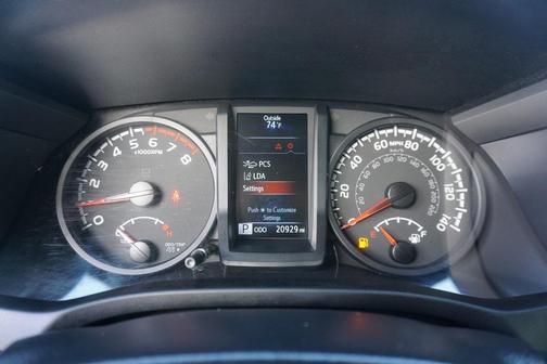2022 Toyota Tacoma SR