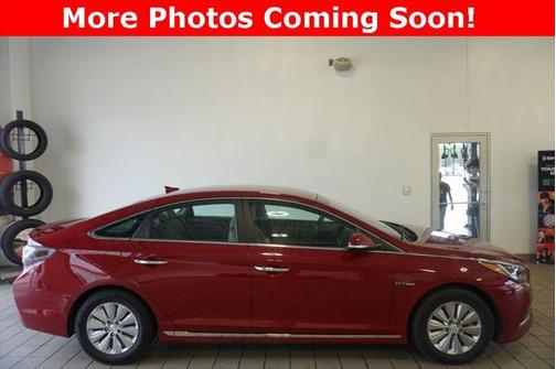 2016 Hyundai SONATA Hybrid SE