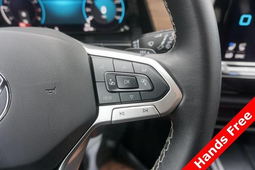 2024 Volkswagen Atlas 2.0T SE w/Technology 4MOTION