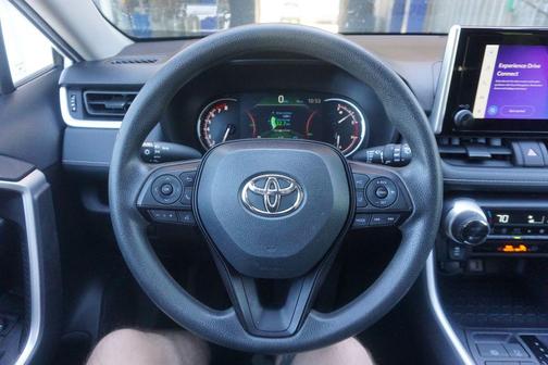 Ice Cap 2024 Toyota RAV4 XLE