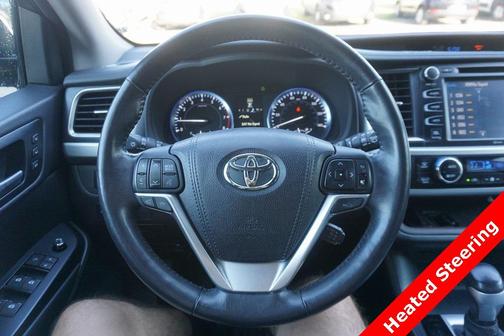 2015 Toyota Highlander Limited Platinum