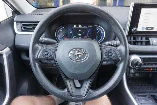 2023 Toyota RAV4 Hybrid XLE