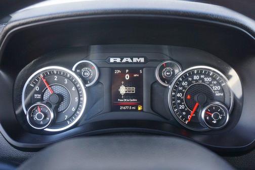 2024 RAM 3500 Tradesman Crew Cab 4x4 8' Box