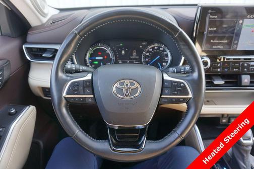 2020 Toyota Highlander Hybrid Platinum