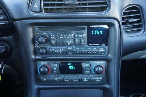 2003 Chevrolet Corvette Base