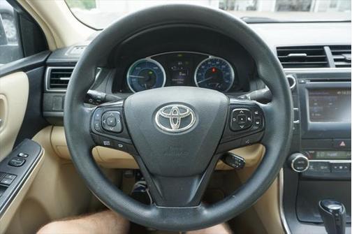 2016 Toyota Camry Hybrid SE
