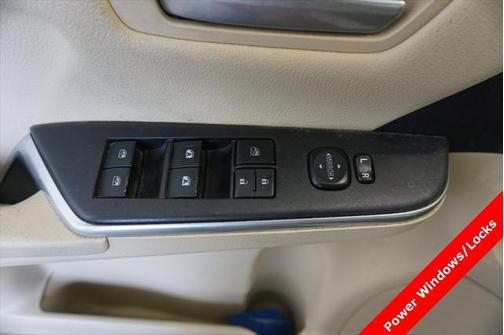 2016 Toyota Camry Hybrid SE