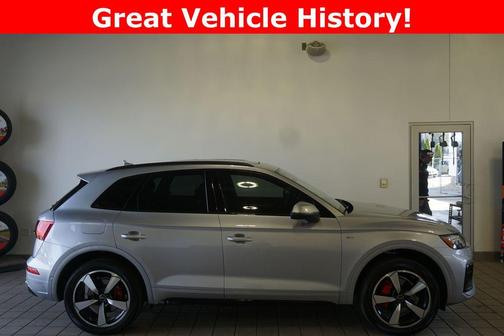 2024 Audi Q5 45 S line Prestige