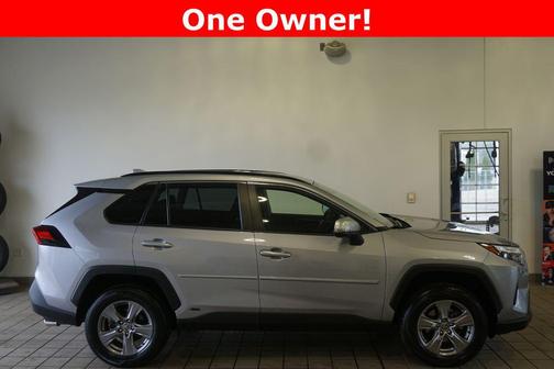 2023 Toyota RAV4 Hybrid XLE