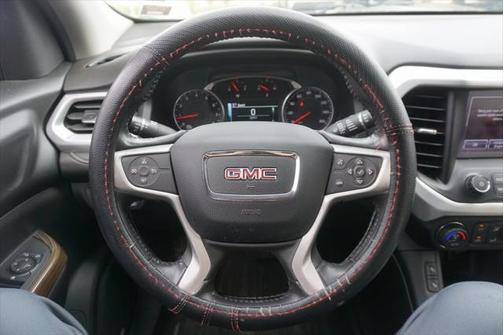 2018 GMC Acadia SLE-2