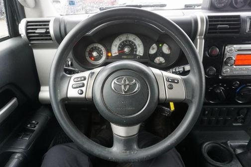 2014 Toyota FJ Cruiser Base