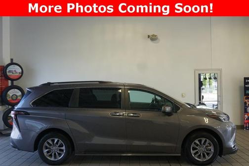 2024 Toyota Sienna XLE 7 Passenger