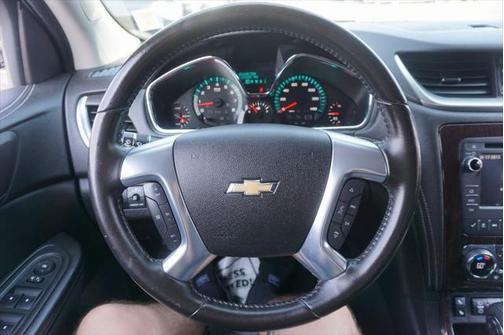 2017 Chevrolet Traverse 2LT