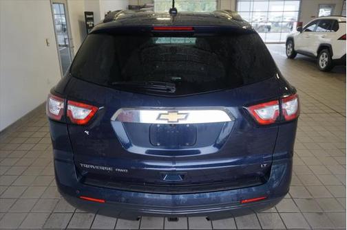 2017 Chevrolet Traverse 2LT