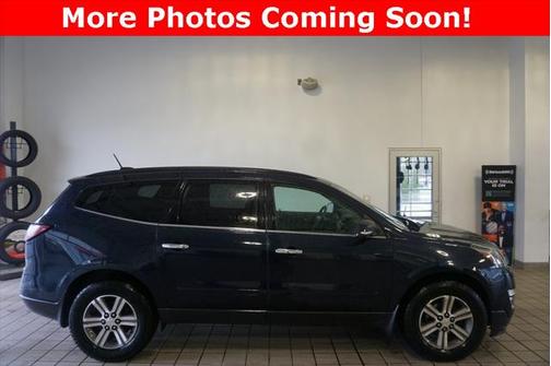 2017 Chevrolet Traverse 2LT