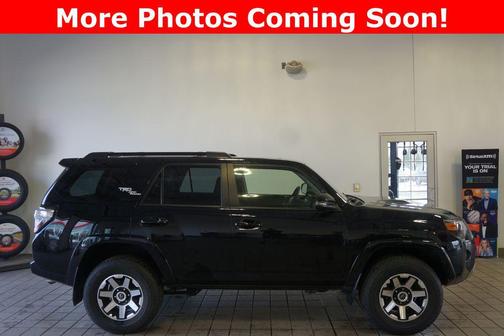 Midnight Black Metallic 2023 Toyota 4Runner TRD Off Road Premium