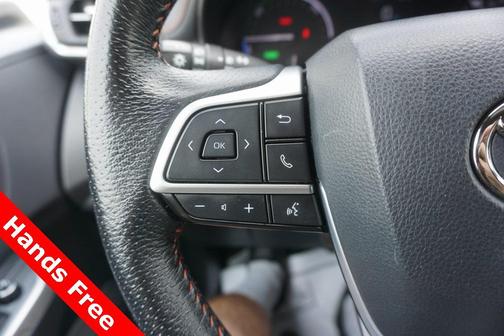 2021 Toyota Sienna XSE 7 Passenger