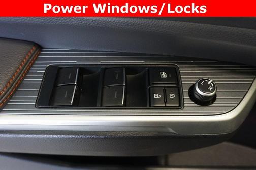 2021 Toyota Sienna XSE 7 Passenger