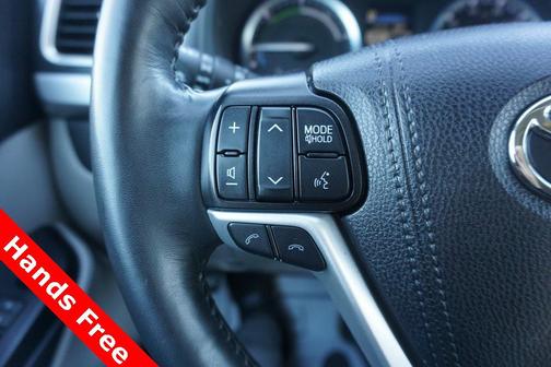 2019 Toyota Highlander Hybrid Platinum