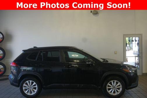 Jet Black 2025 Toyota Corolla Cross LE