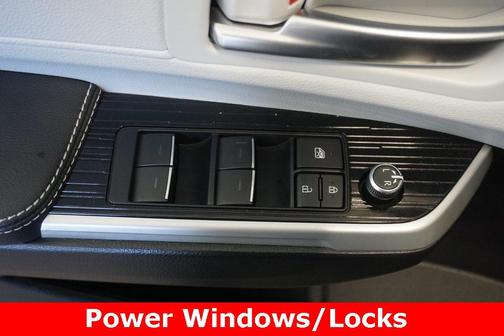 2025 Toyota Sienna XSE 7 Passenger