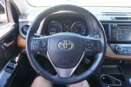 Silver Sky Metallic 2016 Toyota RAV4 Limited