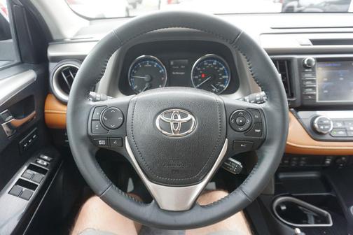 Silver Sky Metallic 2016 Toyota RAV4 Limited