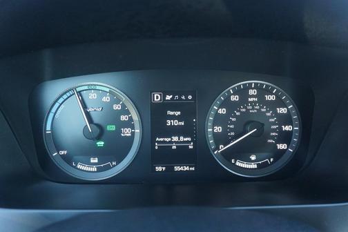 2017 Hyundai SONATA Hybrid SE