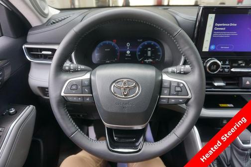 Wind Chill Pearl 2023 Toyota Highlander Limited