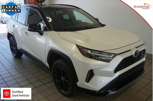 2023 Toyota RAV4 Hybrid SE
