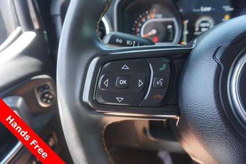 Black Clearcoat 2024 Jeep Gladiator Sport S