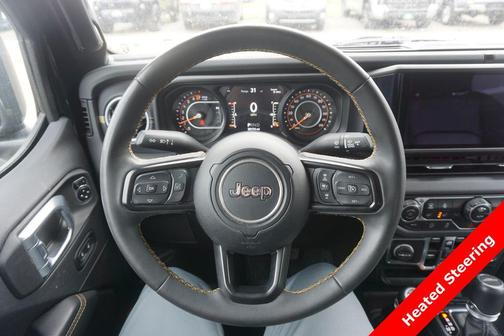 Black Clearcoat 2024 Jeep Gladiator Sport S