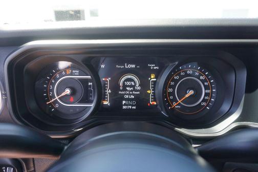 Black Clearcoat 2024 Jeep Gladiator Sport S