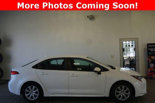 Super White 2020 Toyota Corolla LE