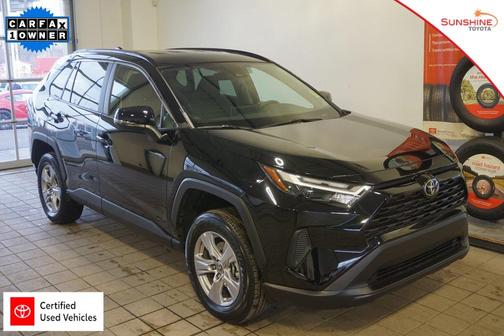 2025 Toyota RAV4 XLE