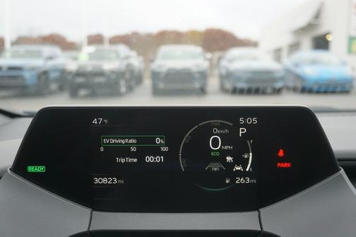 2024 Toyota Prius LE