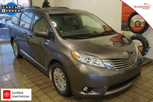 2017 Toyota Sienna XLE