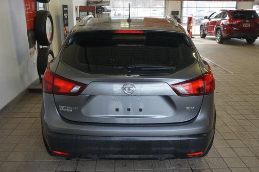 2017 Nissan Rogue Sport SV